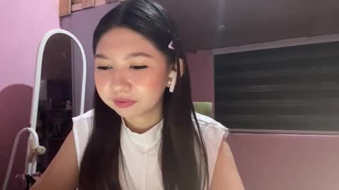 Bella online show from March 27, 2:35 am