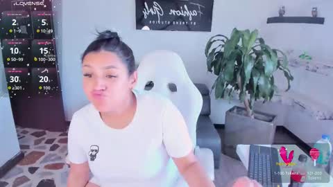 melodysnow online show from November 18, 9:16 pm