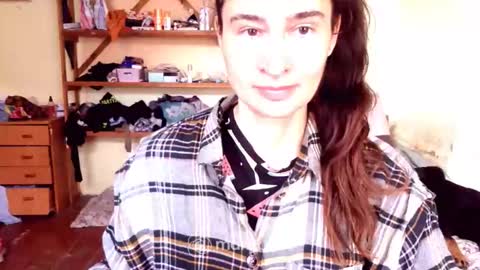 Yummygirl online show from May 20, 5:59 am