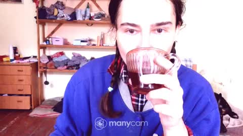 Snapshot of memorningdew chatting on March 2, 5:33 am Yummygirl online show from March 2, 5:33 am