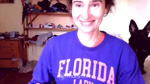 Snapshot of memorningdew chatting on September 28, 6:31 am Yummygirl online show from September 28, 6:31 am