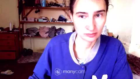 Snapshot of memorningdew chatting on October 3, 5:34 am Yummygirl online show from October 3, 5:34 am