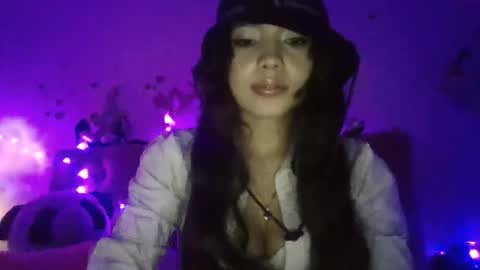 Heart  online show from December 3, 11:07 pm