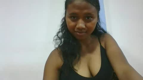 mendrika718601 online show from March 5, 7:26 am