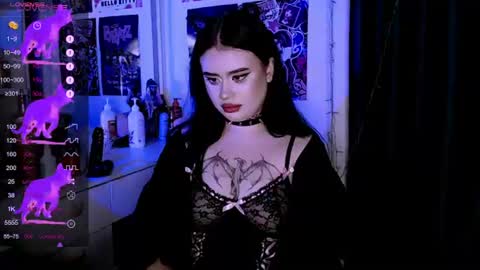 meow marie online show from July 8, 10:45 pm