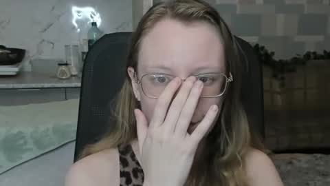 meowcr online show from October 28, 7:08 pm