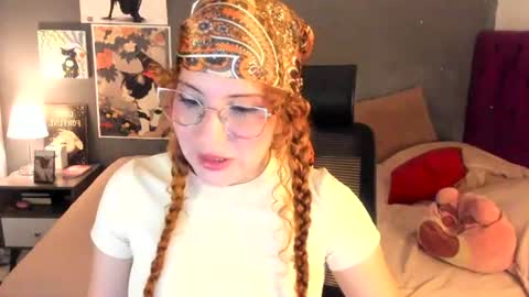 laura 3 i am independent model online show from July 10, 3:07 am
