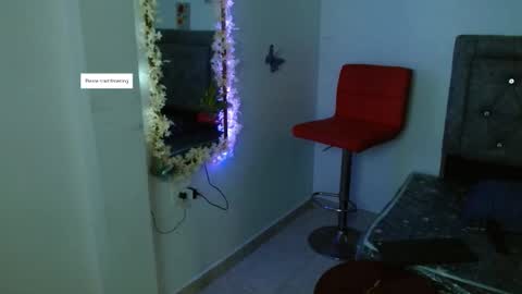 Snapshot of meriilyn_monroe724 chatting on October 14, 8:33 pm meriilyn_monroe724 online show from October 14, 8:33 pm