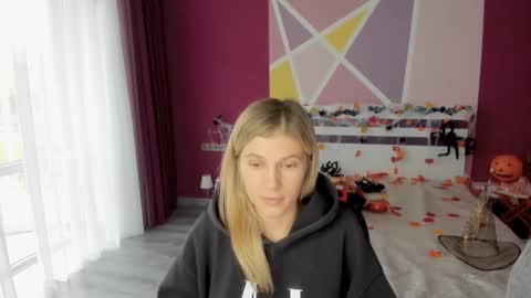 merrycristi online show from October 20, 9:56 am