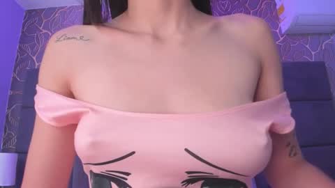 Snapshot of mey_doll chatting on October 18, 11:24 am Your Mey online show from October 18, 11:24 am