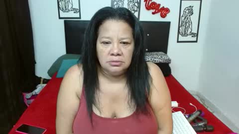 Snapshot of mhia1972 chatting on October 25, 2:03 pm mhia1972 online show from October 25, 2:03 pm