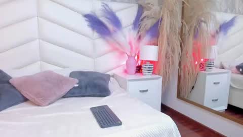 mia__bailey_ online show from August 2, 1:30 am