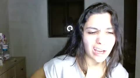 Mia online show from July 3, 5:35 am