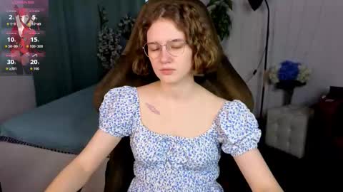 mia__mooore online show from March 14, 1:23 pm