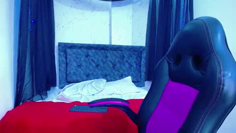  MIA online show from November 21, 12:51 pm