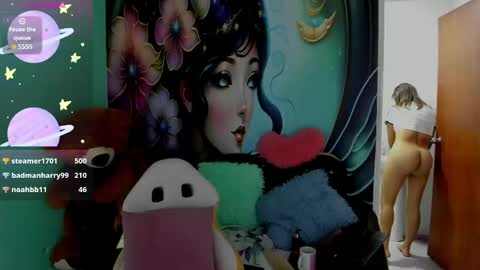 Mia online show from May 24, 10:20 pm