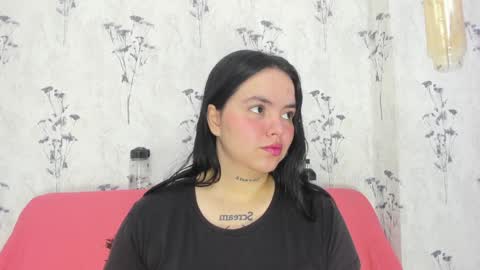 Snapshot of mia_candy_0 chatting on January 18, 12:04 pm Mia online show from January 18, 12:04 pm