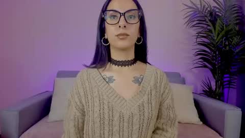 Sarah Luna online show from May 2, 12:19 pm