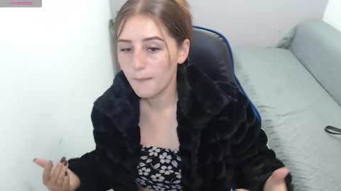 Snapshot of mia_diaz1 chatting on October 8, 2:10 pm Mia online show from October 8, 2:10 pm