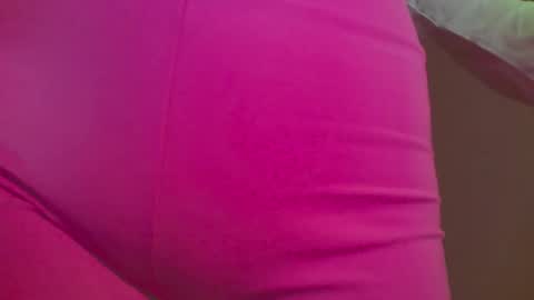 Mia online show from March 11, 4:08 am