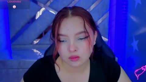 Mia online show from June 3, 3:06 pm