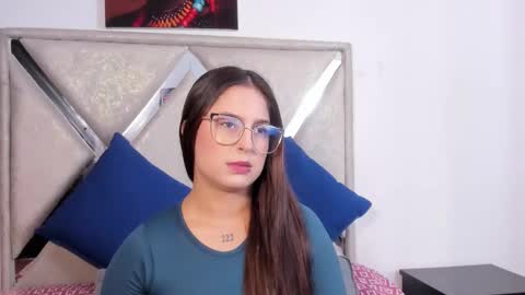 mia fox online show from November 5, 3:06 pm