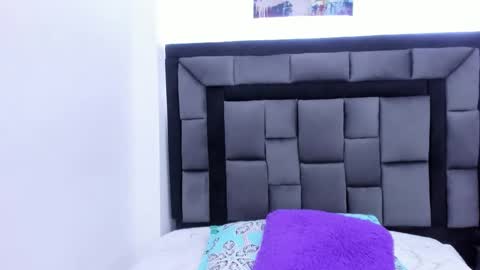 mia fox online show from January 9, 12:09 pm