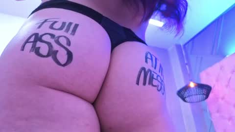 Mia online show from May 14, 12:55 pm