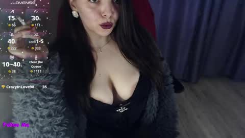MiaJoy online show from May 1, 1:25 pm