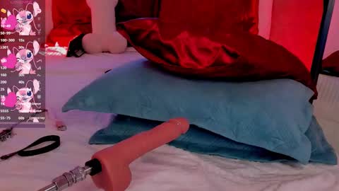 Snapshot of mia_kiki chatting on March 8, 11:07 pm Mia KikiMy schedule this weekThursday Friday Saturday Sunday online show from March 8, 11:07 pm