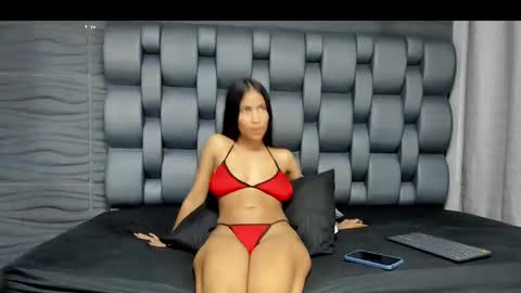 Snapshot of mia_kleim chatting on January 9, 11:34 pm MIA KLEIM online show from January 9, 11:34 pm