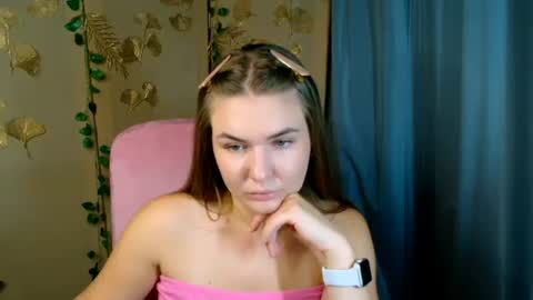 mia_lemm online show from July 29, 6:13 am
