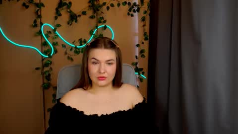 mia_lemm online show from April 29, 7:11 am