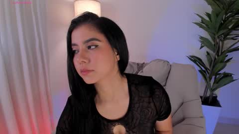 MIA LOVE   online show from November 21, 3:36 pm