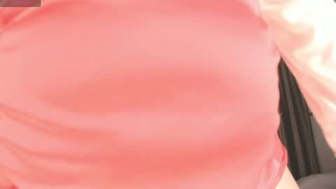 Mia 3 online show from May 20, 8:11 am