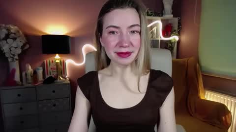 Mia online show from February 16, 7:37 am