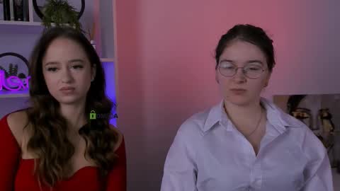 mia_moah online show from October 8, 8:51 am