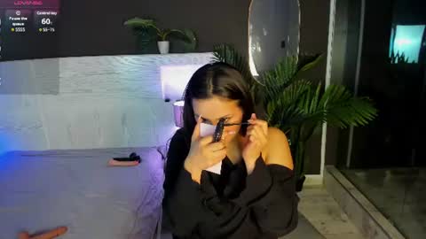 Mia online show from July 2, 3:56 am