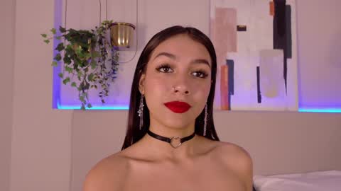 Snapshot of mia_oconner chatting on December 27, 1:28 pm mia_oconner online show from December 27, 1:28 pm