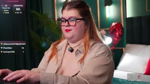 Sweet Mia online show from February 10, 5:49 pm