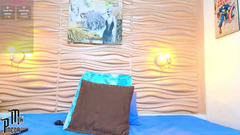 Snapshot of mia_pineda chatting on October 3, 9:53 pm Mariana online show from October 3, 9:53 pm