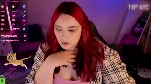 Mia online show from July 22, 1:28 am