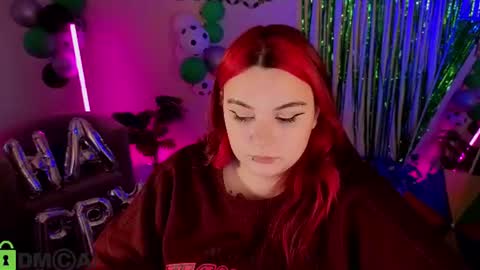 Mia online show from June 25, 5:12 am