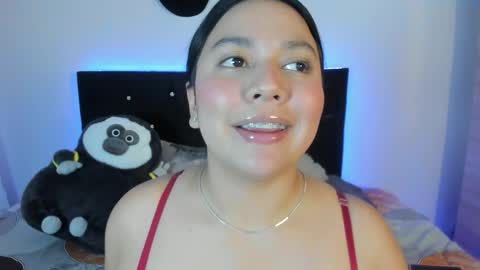 Mia Roux online show from March 7, 5:58 am