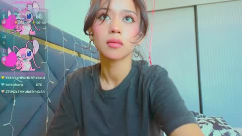 Snapshot of mia_sirenia chatting on February 2, 7:52 am Mia online show from February 2, 7:52 am