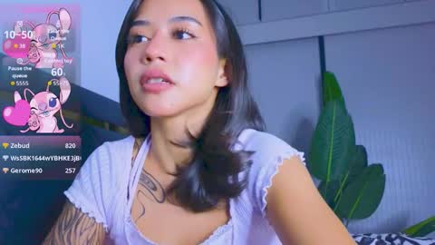 Snapshot of mia_sirenia chatting on October 11, 7:27 pm Mia online show from October 11, 7:27 pm