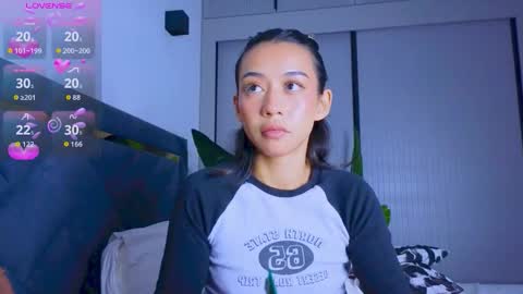 Snapshot of mia_sirenia chatting on September 17, 2:48 pm Mia online show from September 17, 2:48 pm