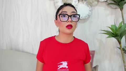 mia_white___ online show from March 15, 12:07 pm