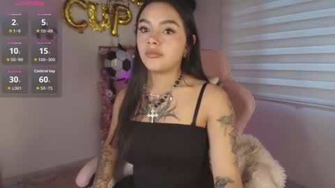mia_zafir online show from July 15, 9:30 pm