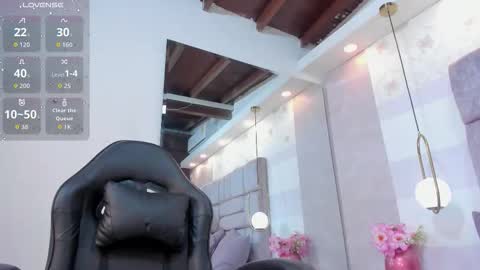 miaa_diamondd online show from March 5, 10:38 pm